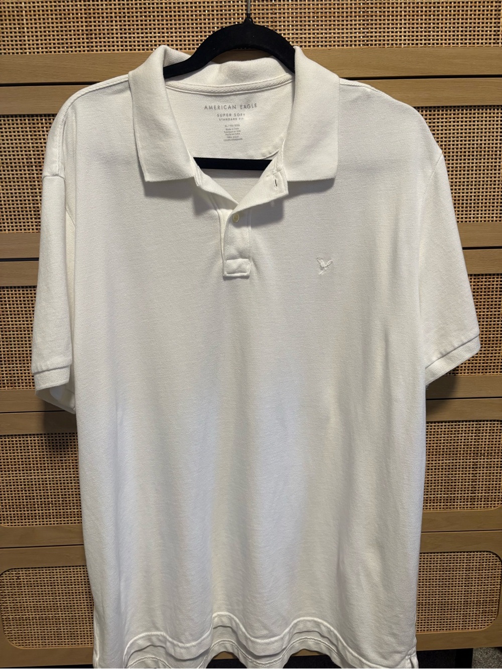 American Eagle Outfitters Men’s White Polo Shirt with Subtle Embroidered Logo